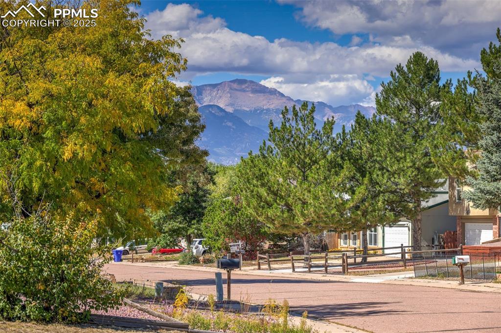 Image 40 of 45: Views on your drive down the road