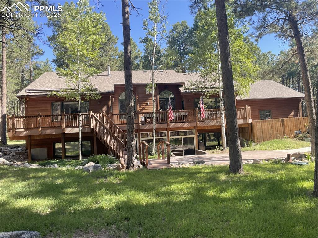 Image 39 of 40: Back of Structure