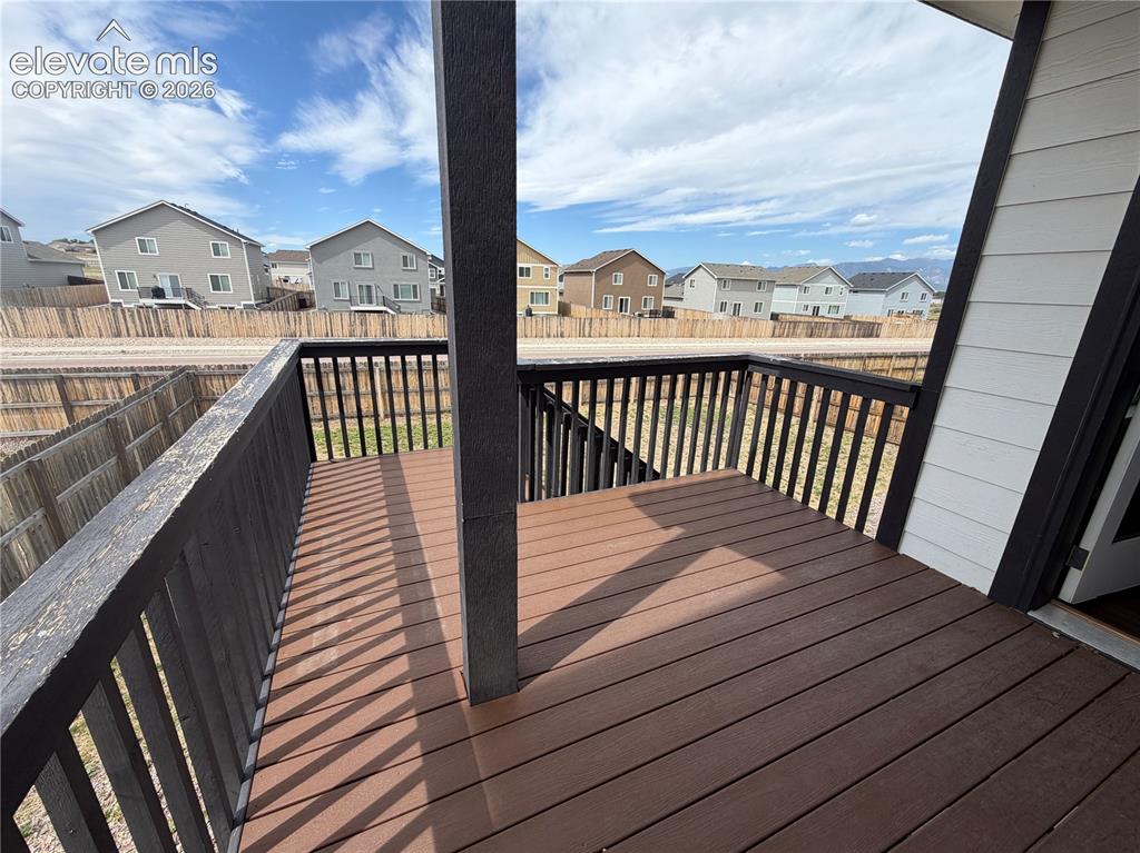 Image 14 of 38: Deck