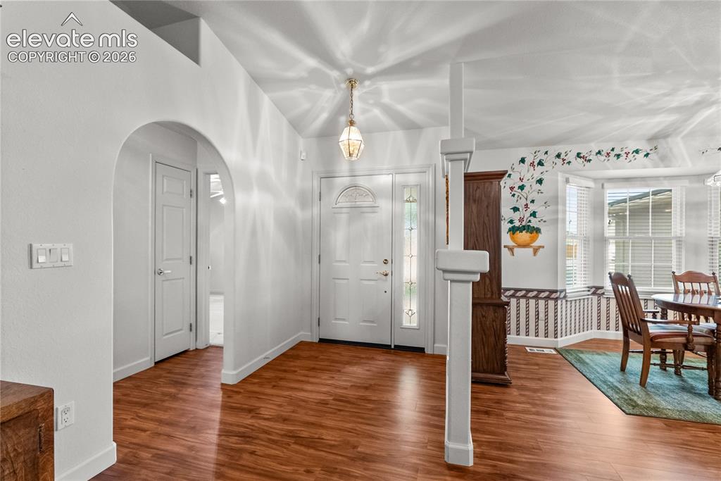 Image 11 of 42: Entry