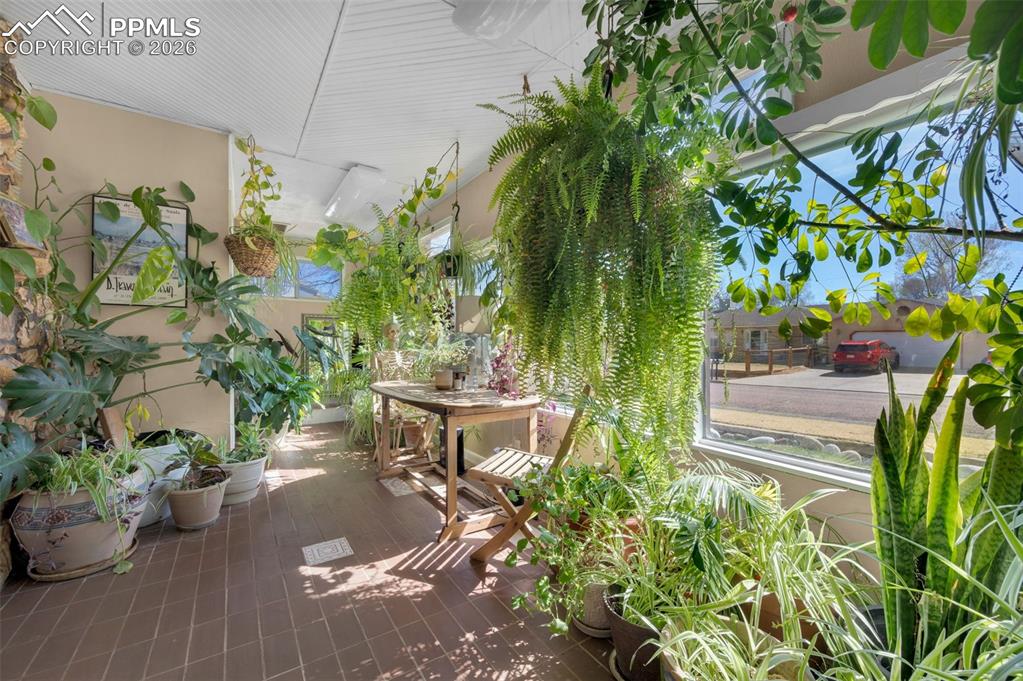 Image 4 of 36: Rocket Preferred Pricing