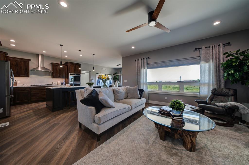 Image 17 of 40: No Description Available