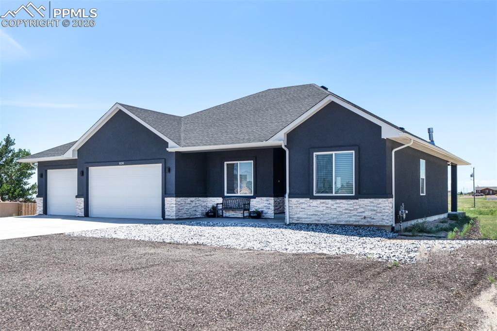 Image 3 of 40: No Description Available