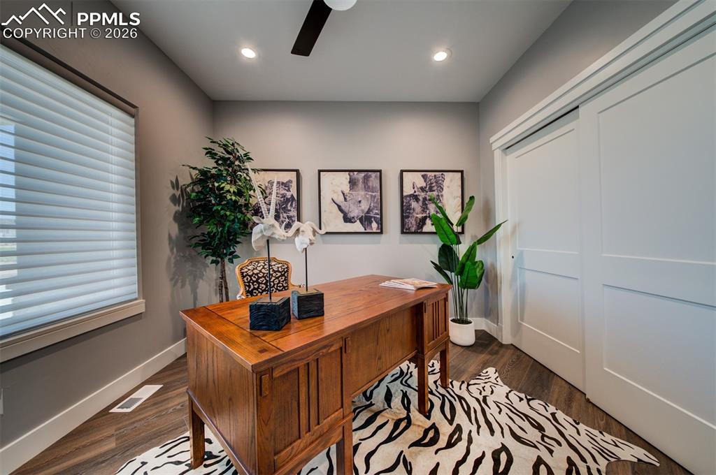 Image 30 of 40: No Description Available