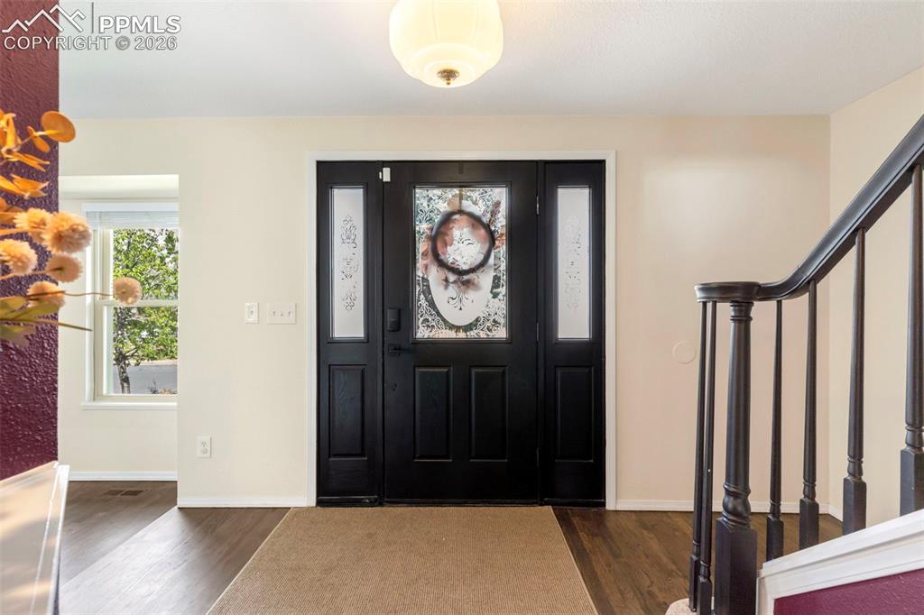 Image 4 of 42: Entry
