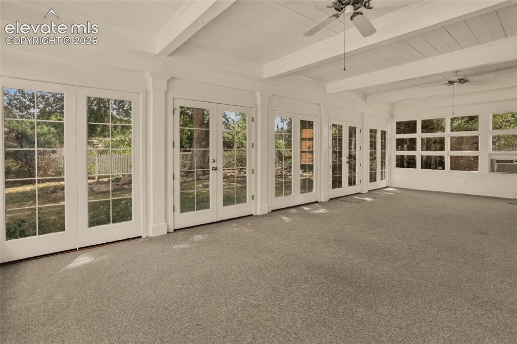 Image 15 of 49: Sunroom.