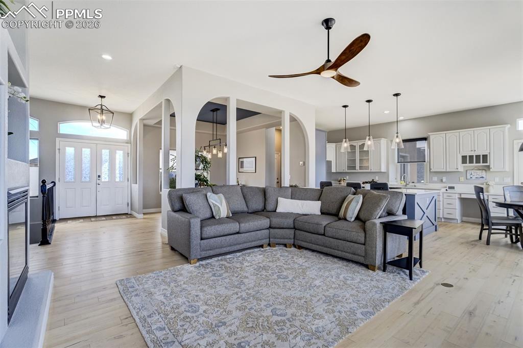 Image 11 of 50: Living Room