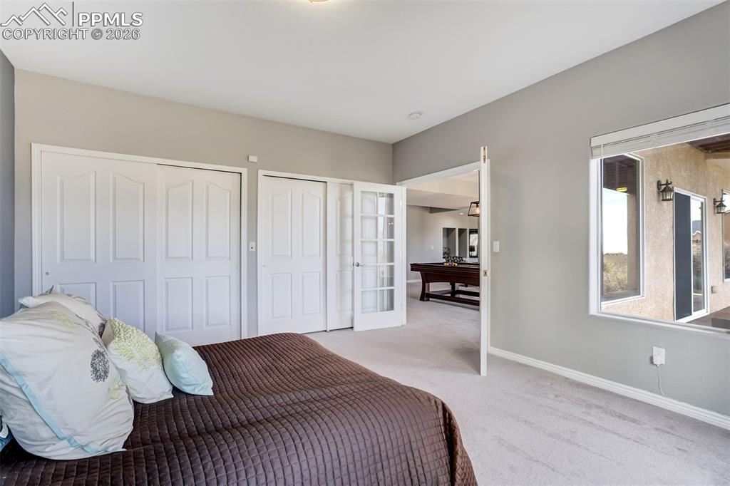 Image 42 of 50: Bedroom