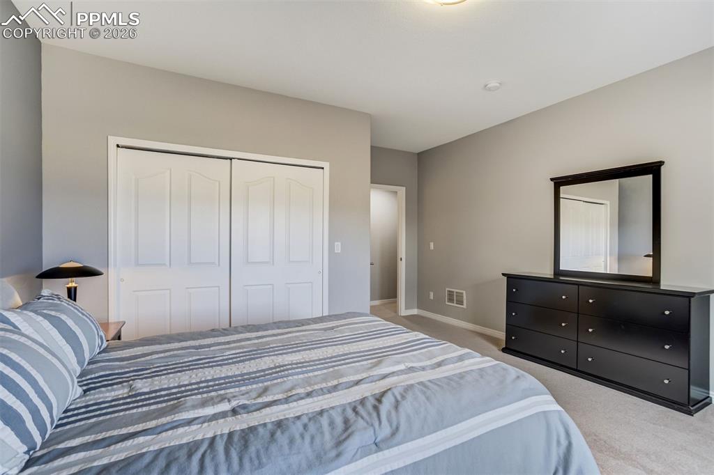 Image 44 of 50: Bedroom