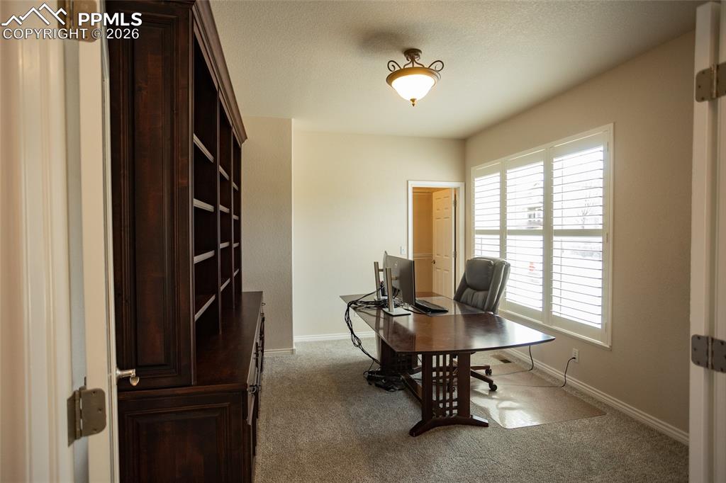 Image 8 of 48: Office