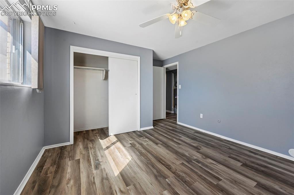 Image 26 of 39: Bedroom