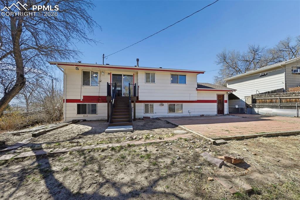 Image 28 of 39: Front of Structure