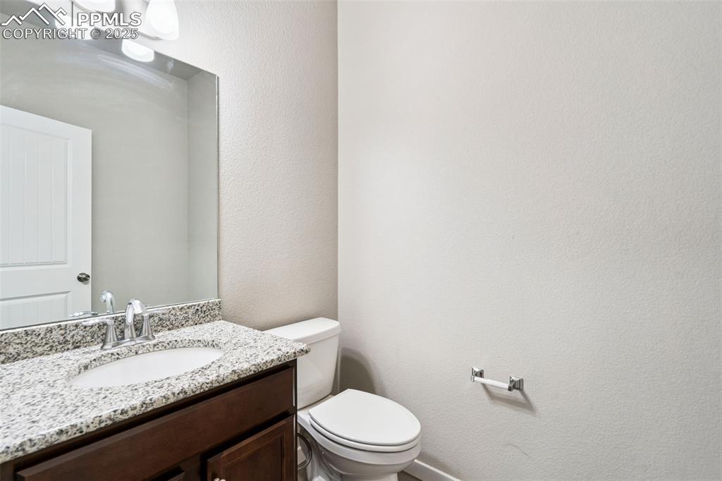 Image 12 of 38: Bathroom