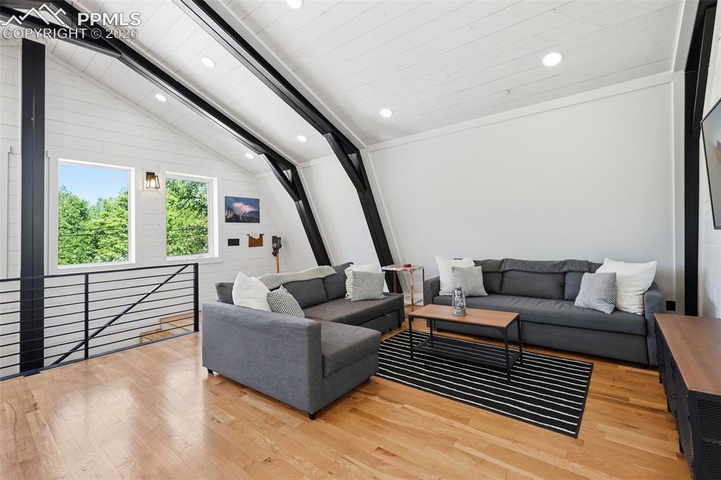 Image 38 of 50: Workshop and Apartment are separately metered from the main home.