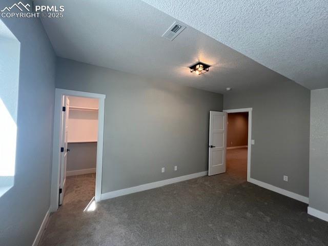 Image 47 of 49: Bedroom