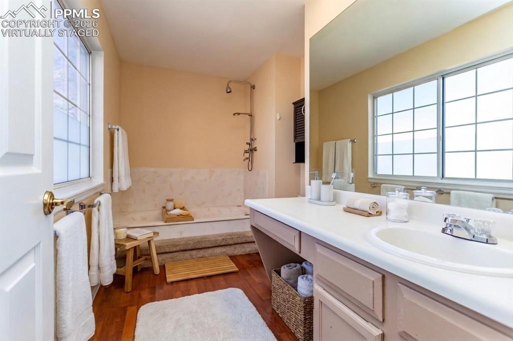 Image 23 of 50: Virtually Staged