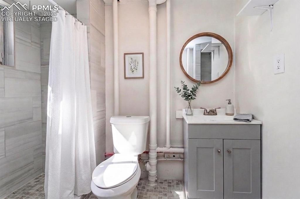 Image 36 of 50: Virtually Staged