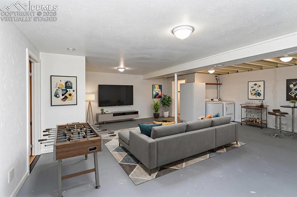 Image 39 of 50: Virtually Staged