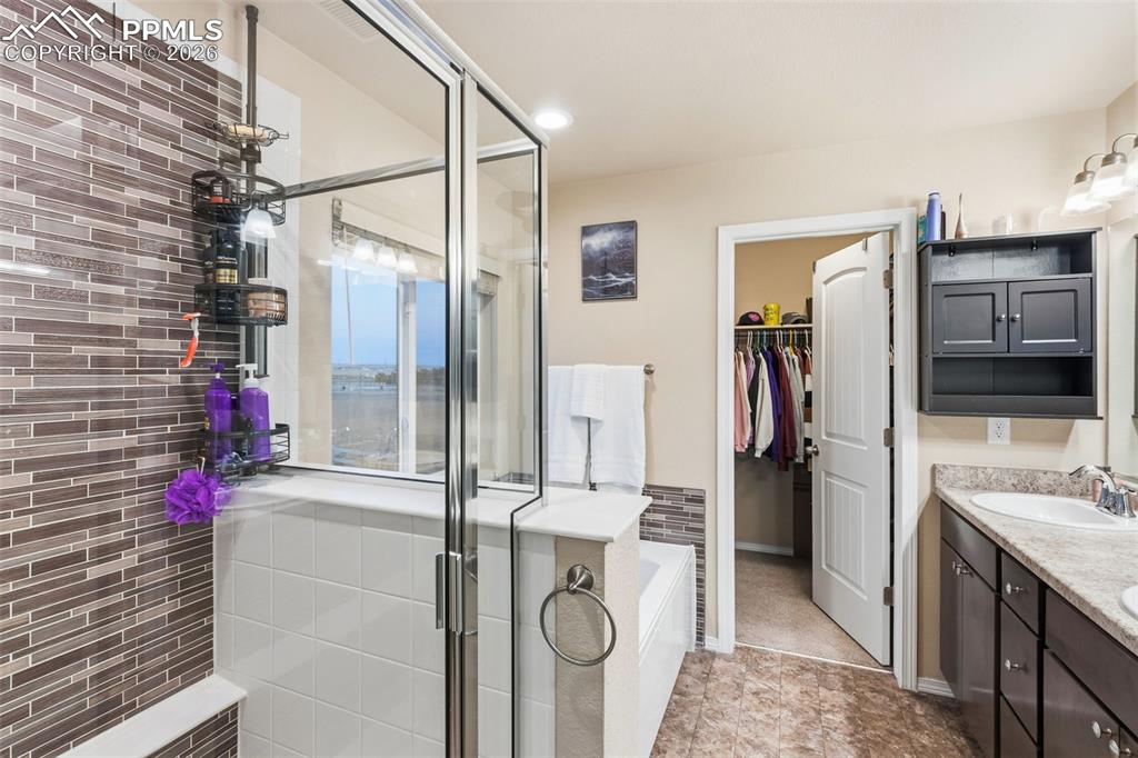 Image 17 of 27: Master Bathroom