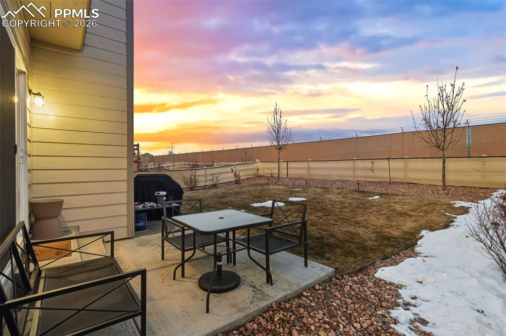 Image 24 of 27: Patio