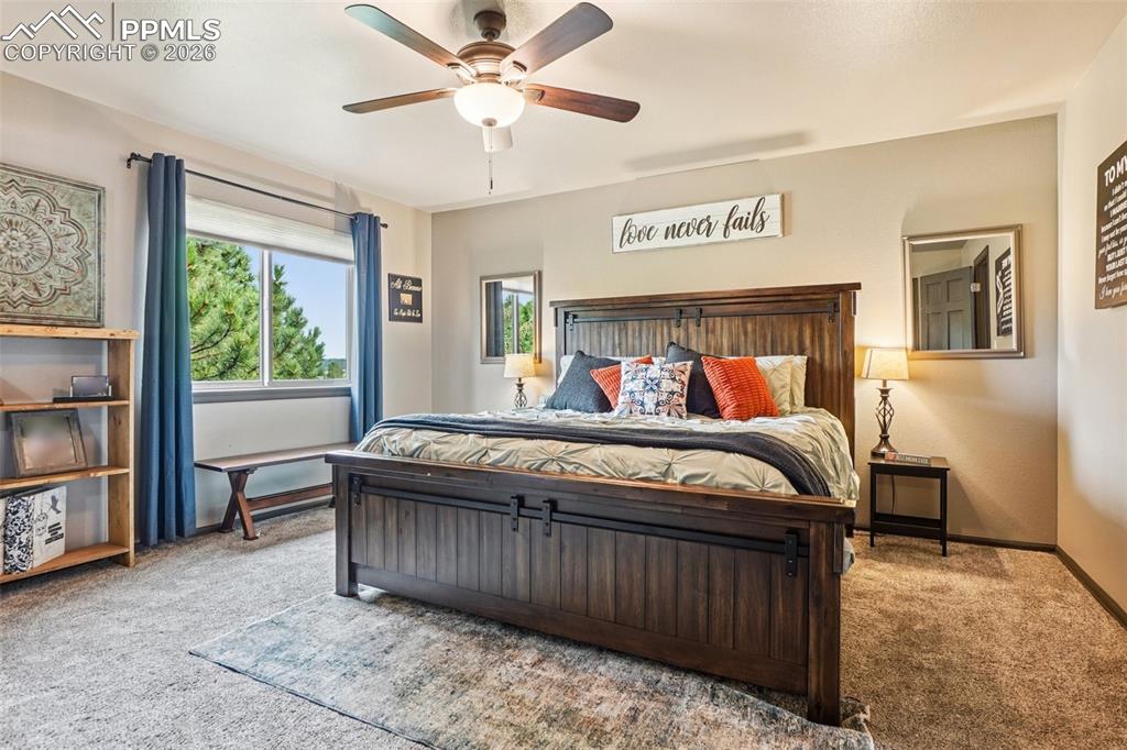 Image 25 of 49: Bedroom