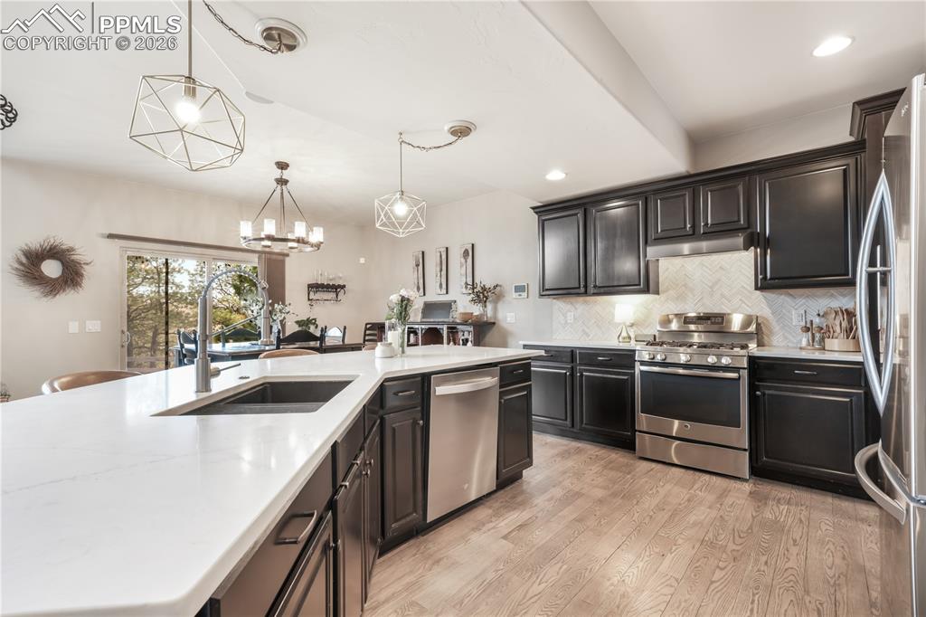 Image 9 of 50: Welcoming large entry