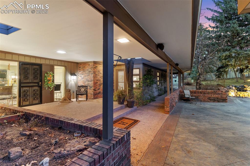 Image 40 of 50: Front of Structure