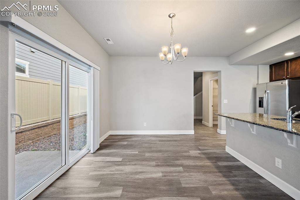 Image 8 of 32: Kitchen