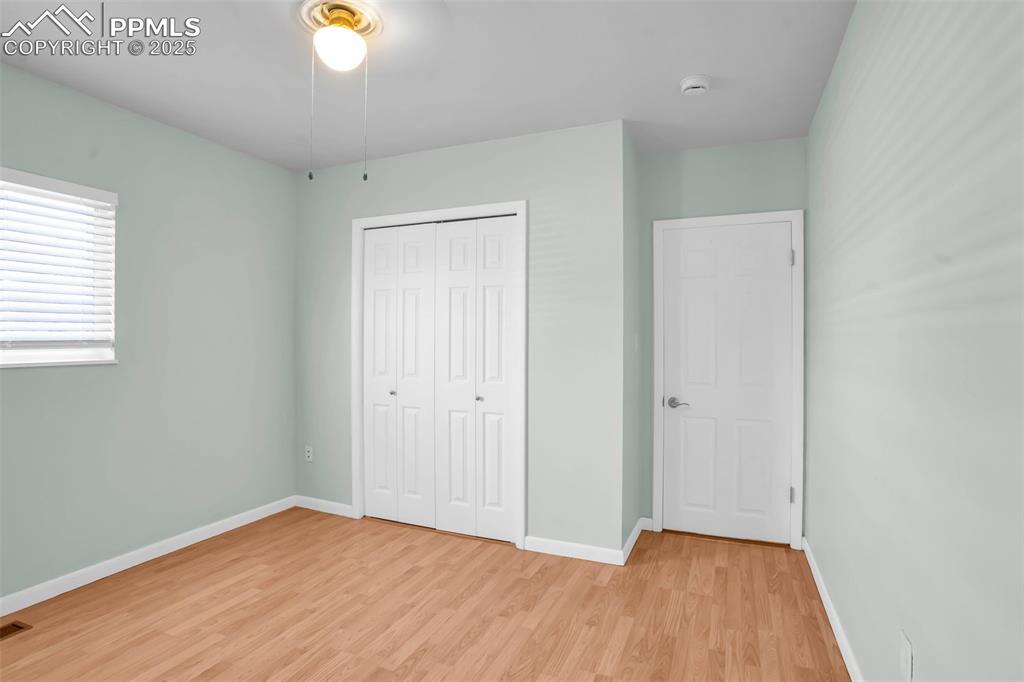 Image 26 of 39: Bedroom