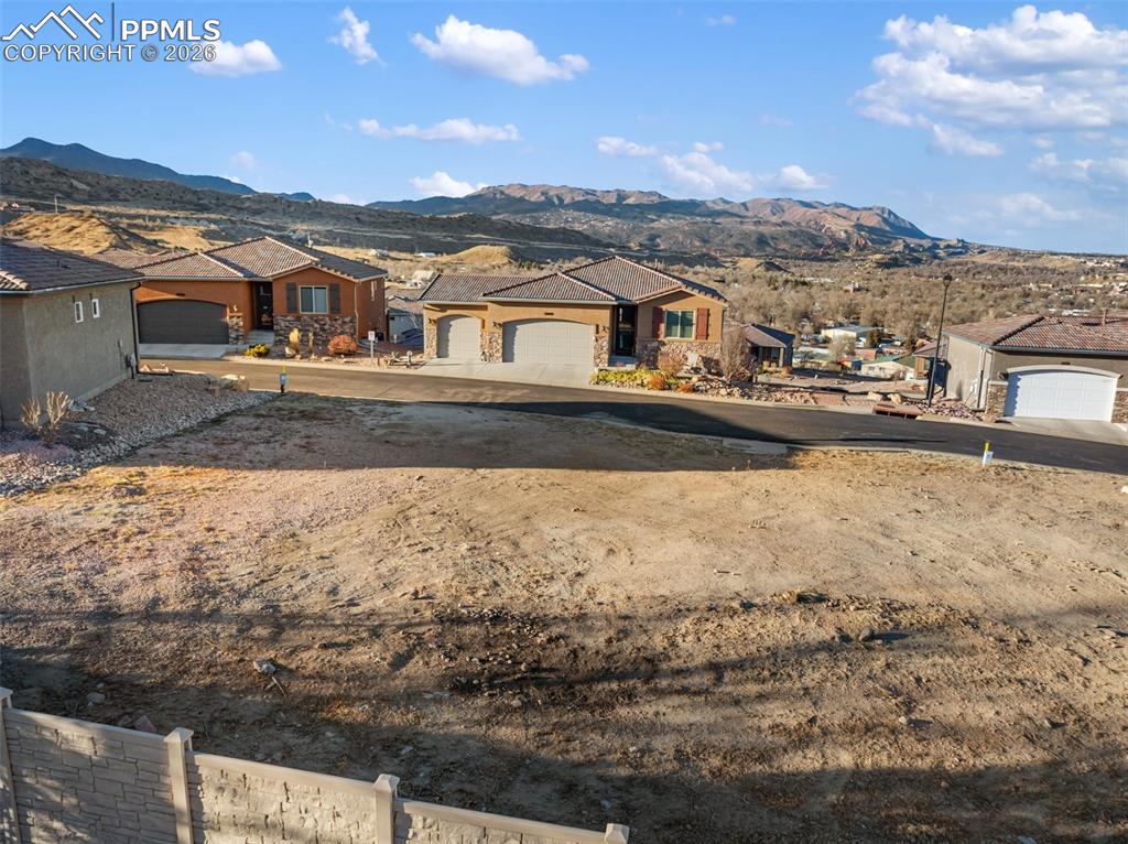 Image 2 of 12: No Description Available