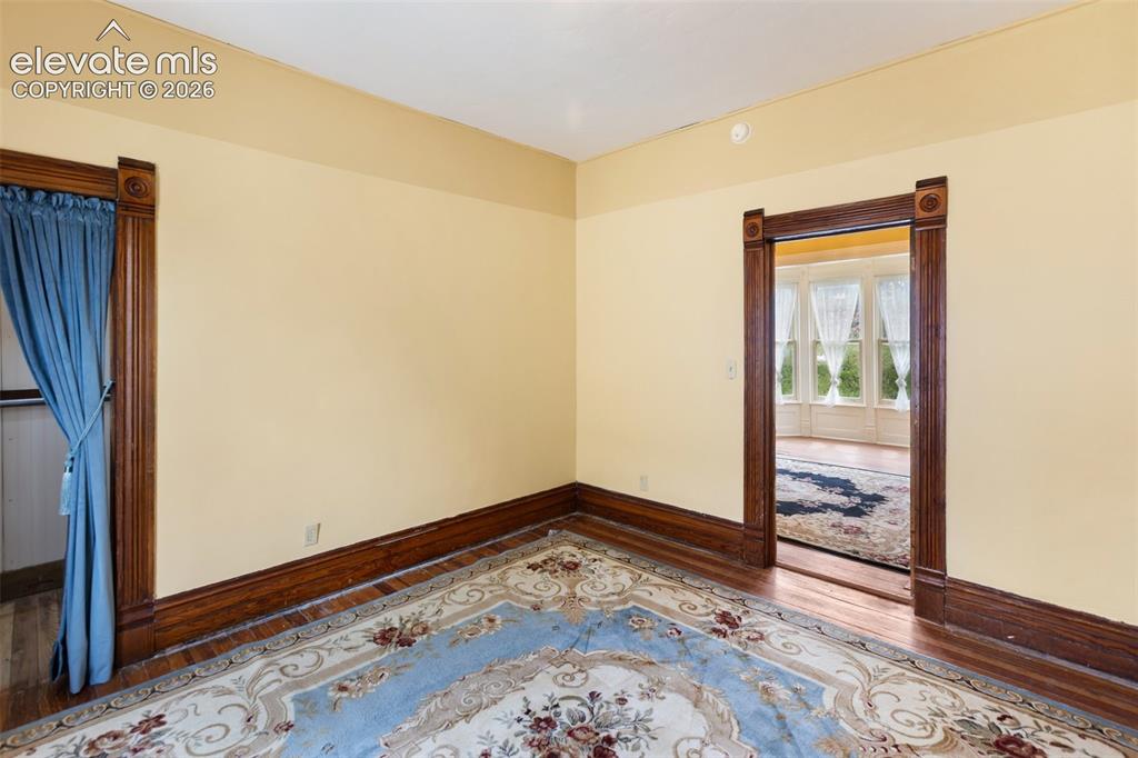 Image 16 of 27: Master Bedroom