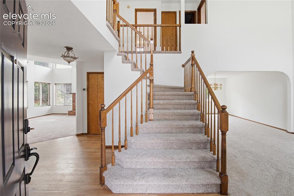 Image 4 of 42: Entrance Foyer
