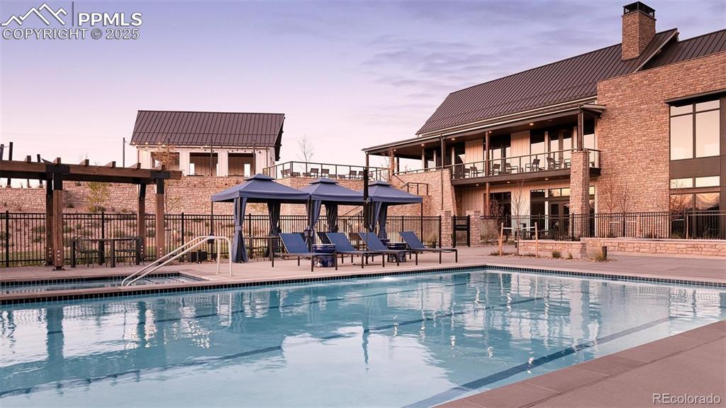Image 46 of 46: Pool