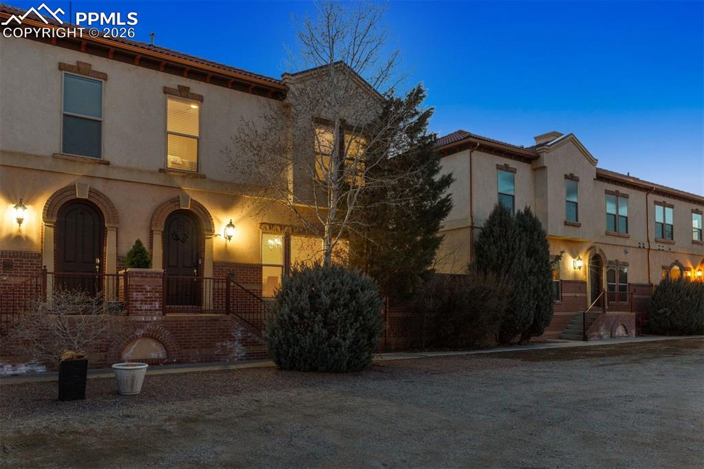 Image 31 of 34: Back of Structure