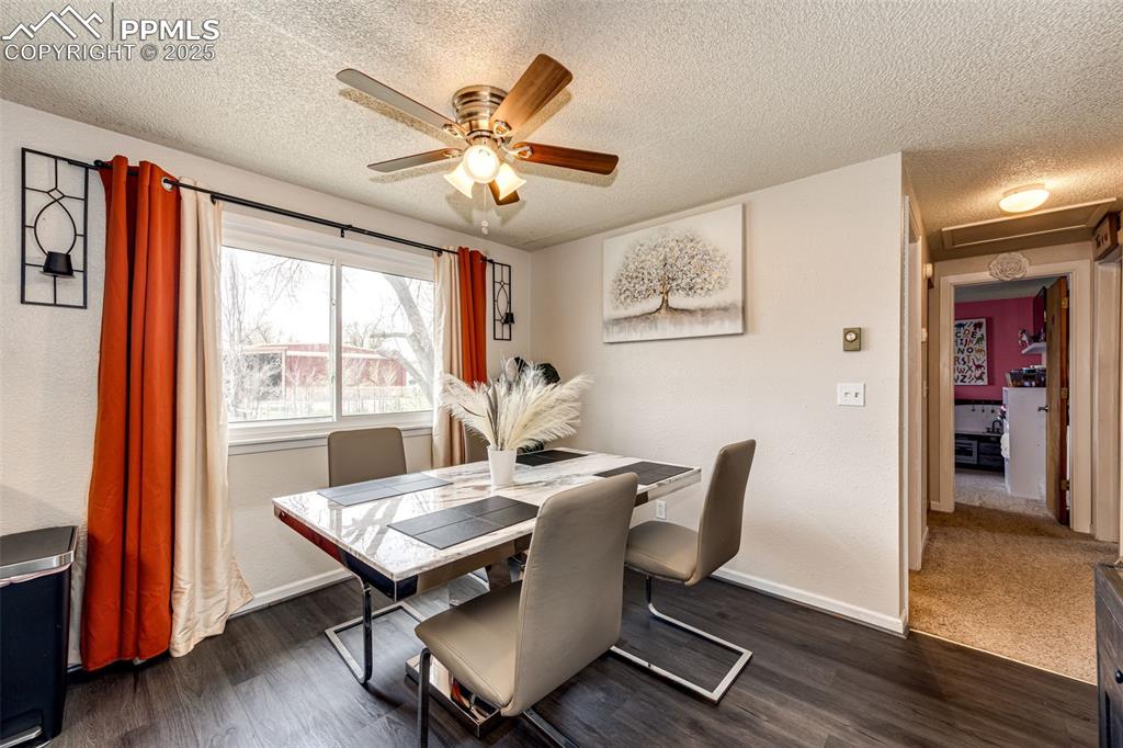 Image 8 of 26: Dining Area