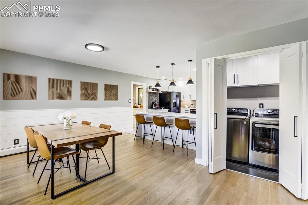 Image 11 of 46: Laundry