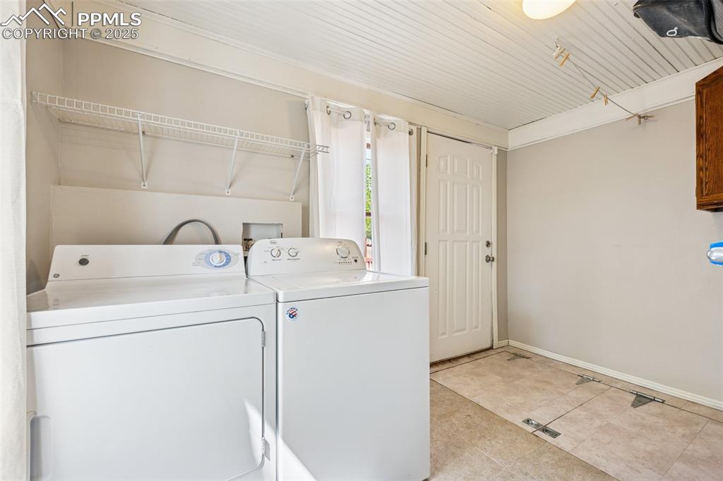 Image 15 of 29: Laundry