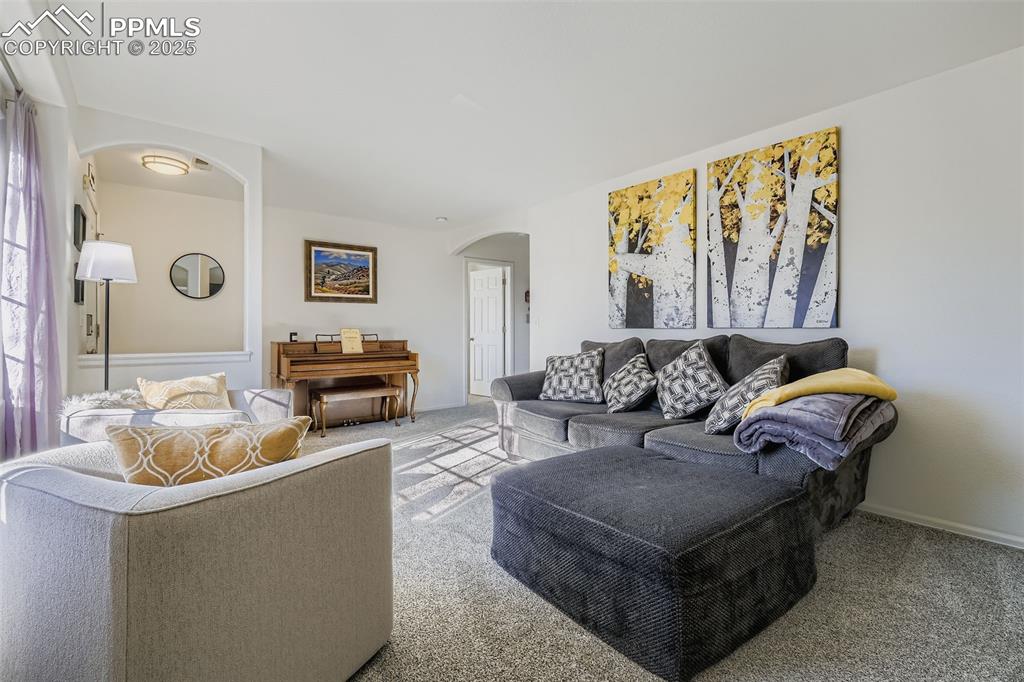 Image 5 of 17: Living Room