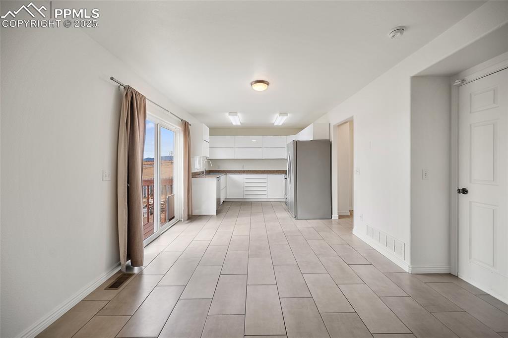 Image 11 of 50: Main Level Kitchen/Dining