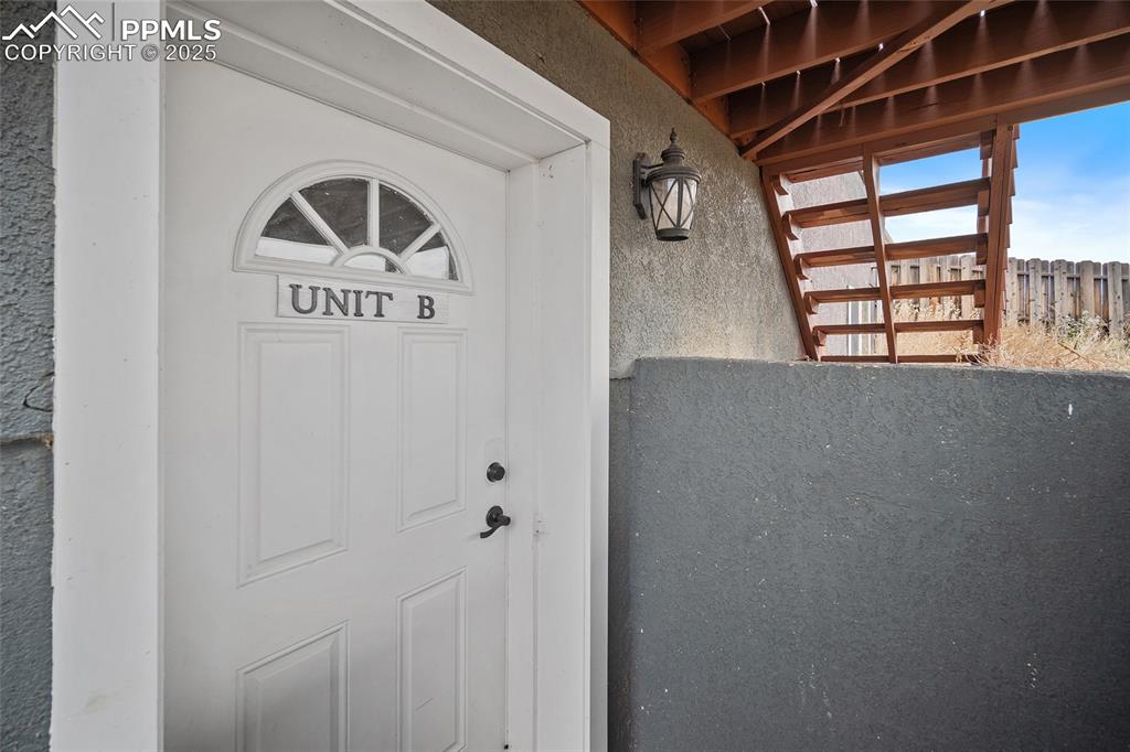 Image 2 of 50: Walkout basement set up to be rented as a second unit! 