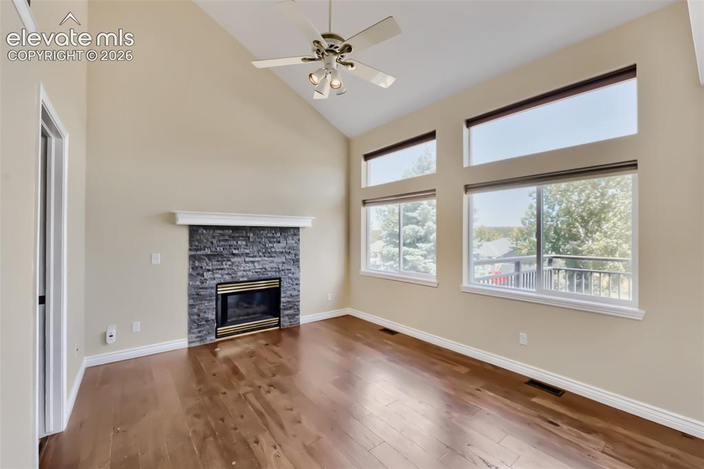 Image 9 of 27: Gas fireplace in Family Room