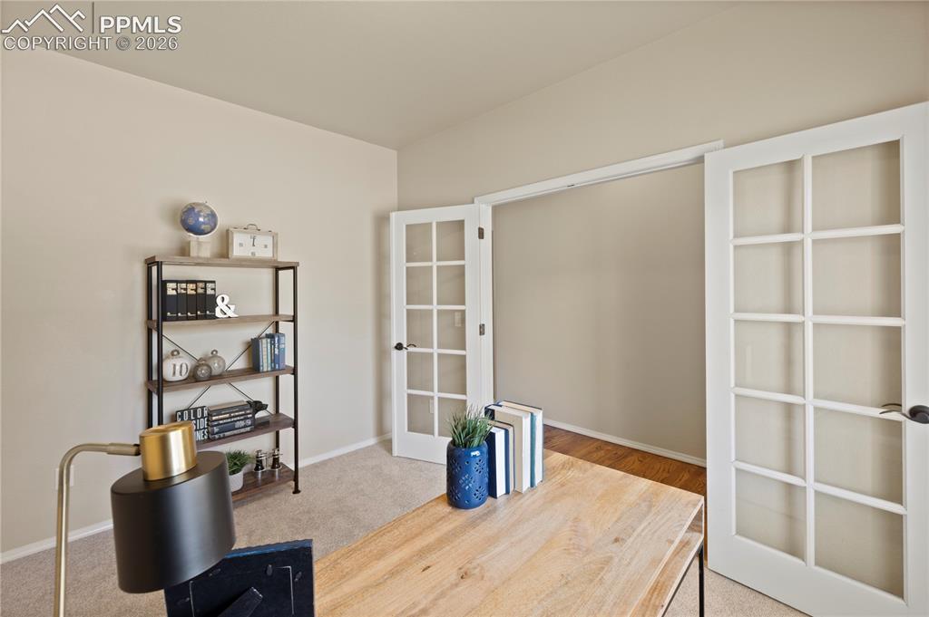 Image 11 of 50: Office