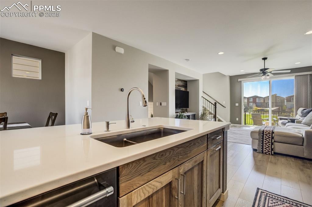 Image 11 of 45: Kitchen