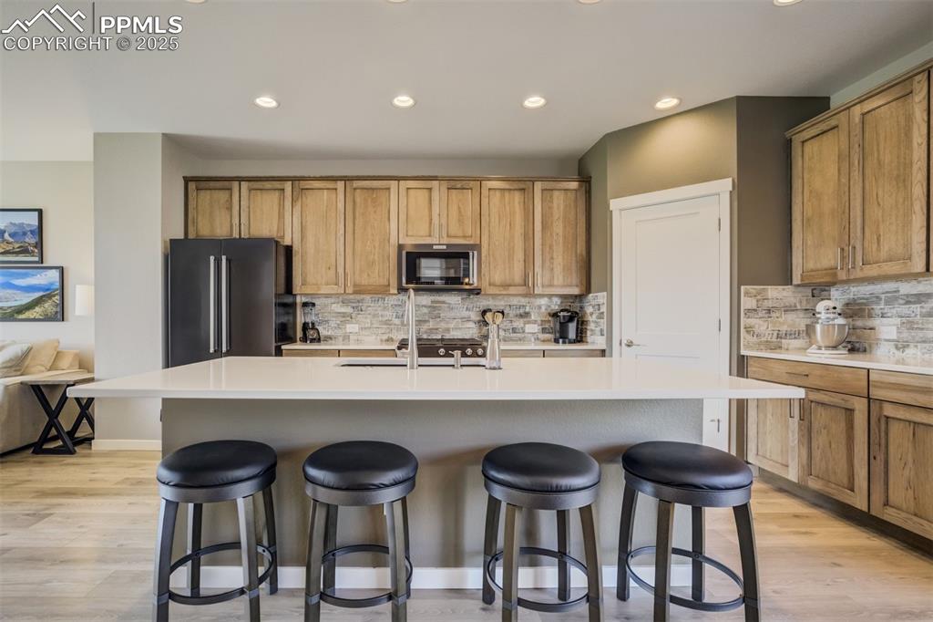 Image 8 of 45: Kitchen