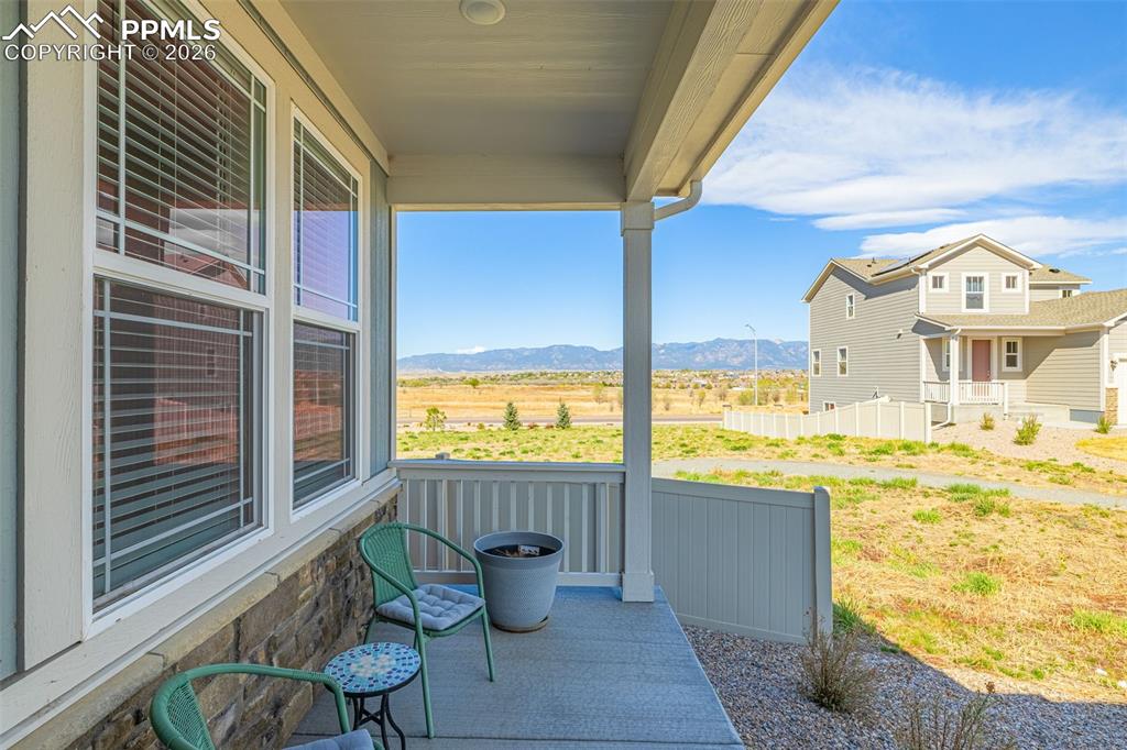 Image 43 of 50: Patio