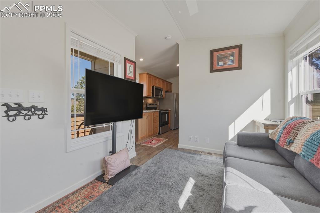 Image 8 of 23: Different options for your entertainment set up