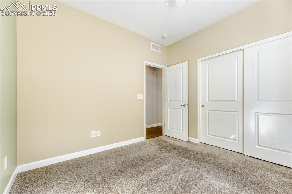 Image 31 of 49: bedroom 3