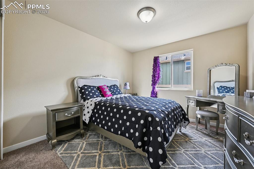 Image 23 of 47: Bedroom