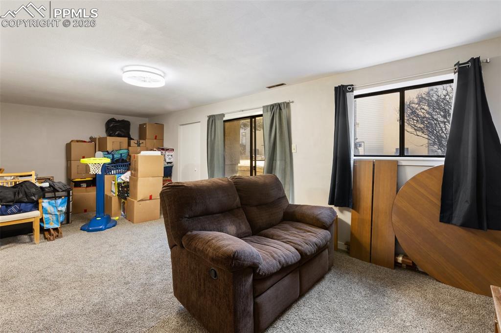 Image 11 of 41: Living Room