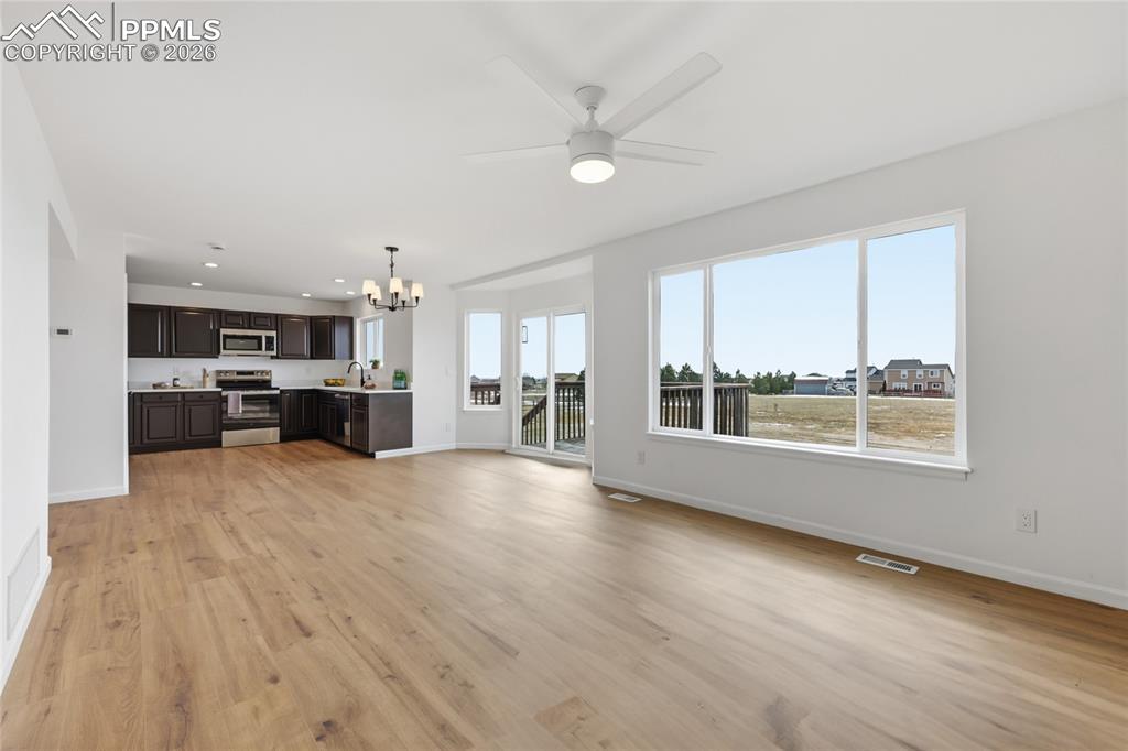 Image 8 of 30: Living Room